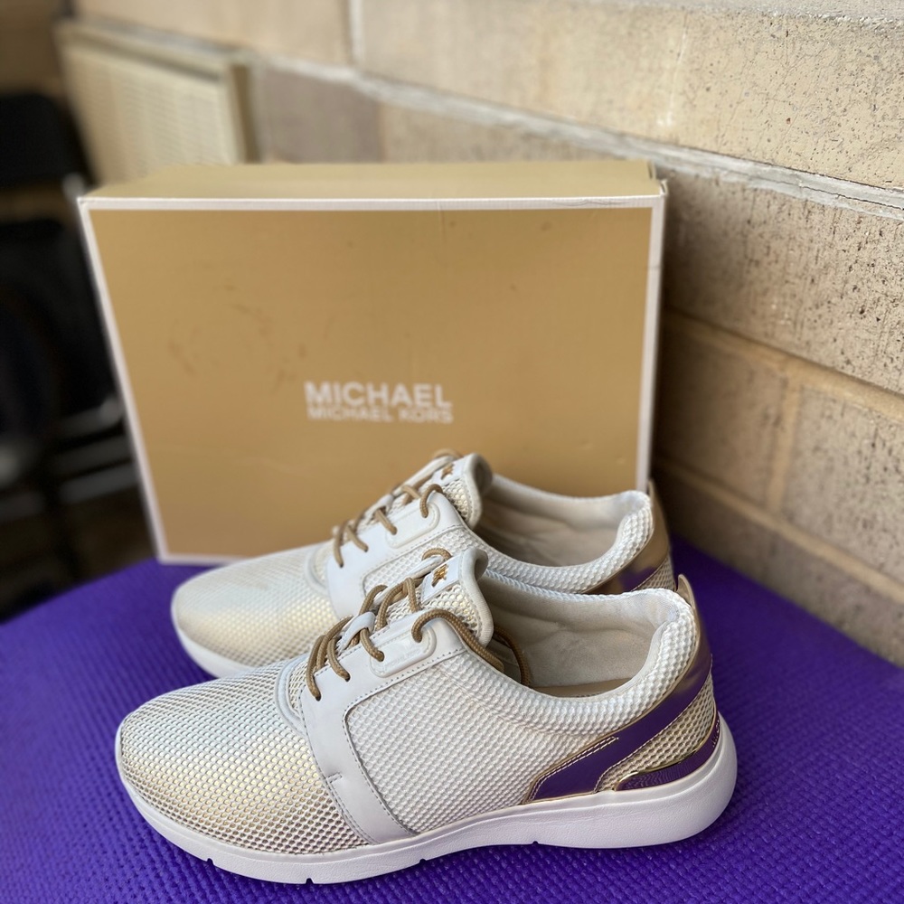 MICHAEL KORS AMANDA TRAINER